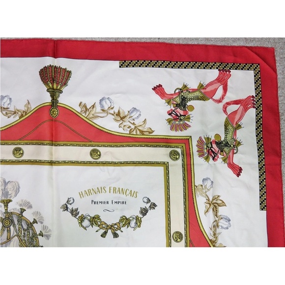 Hermes Harnais Français Silk Scarf in White and Gold - Picture 4 of 11